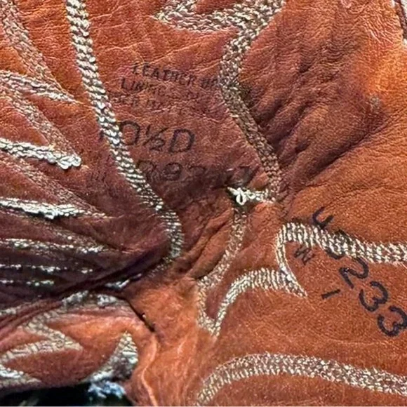 VIBRAM Pointed toe Cowgirl Cowboy Boots Leather Made In USA SZ 10.5 - Picture 8 of 8